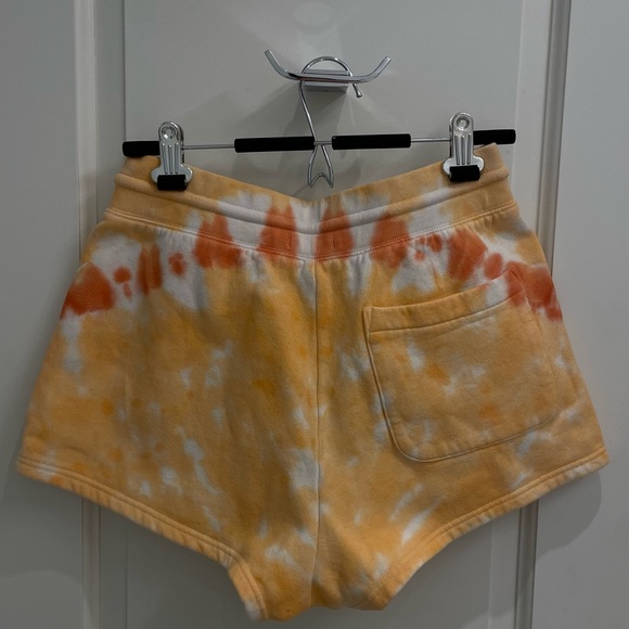 Aritzia shorts - Picture 2 of 2